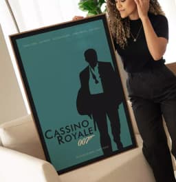 Quadro Decorativo Cartaz Minimalista do Filme 007 Cassino Royale